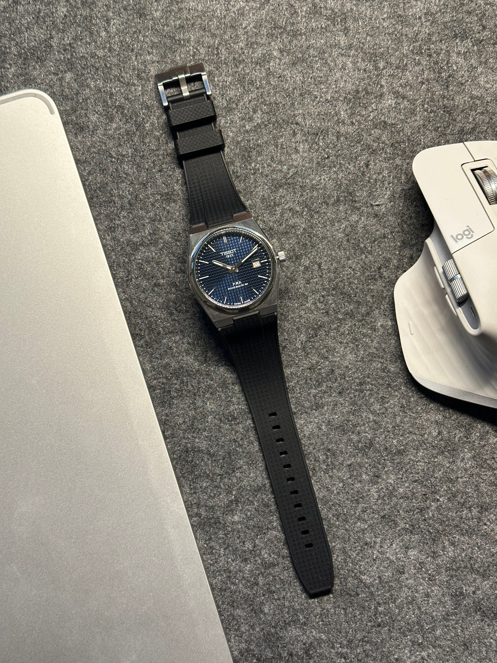 Fekete FKM Szíj Tissot PRX Powermatic 80 40mm órához